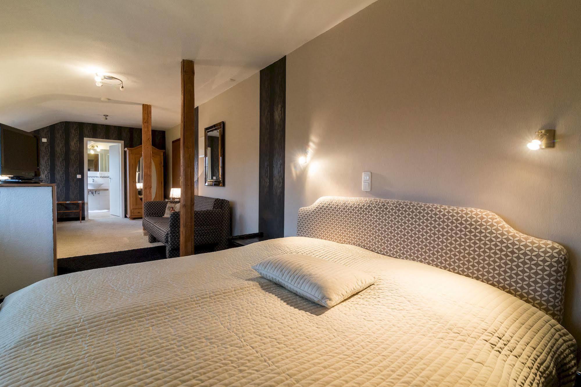 Thermen Hotel & Restaurant Bad Soden Bad Soden am Taunus Extérieur photo